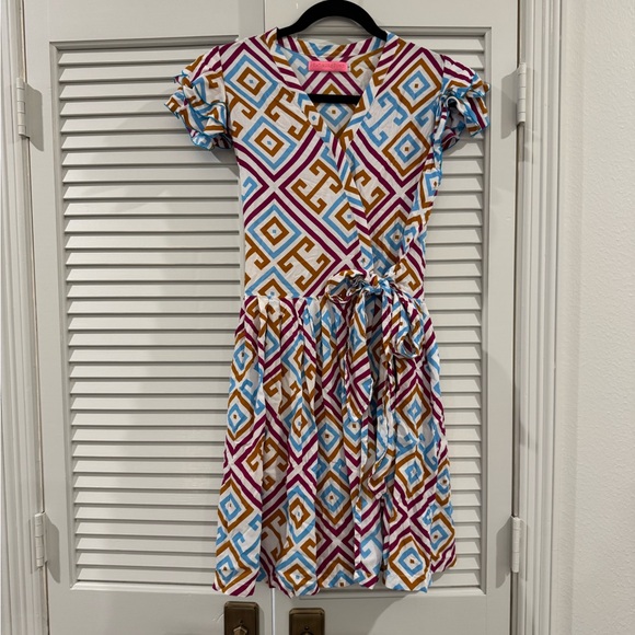 Feather & Find Dresses & Skirts - Geometric Patterned Casual Dress - Multicolor